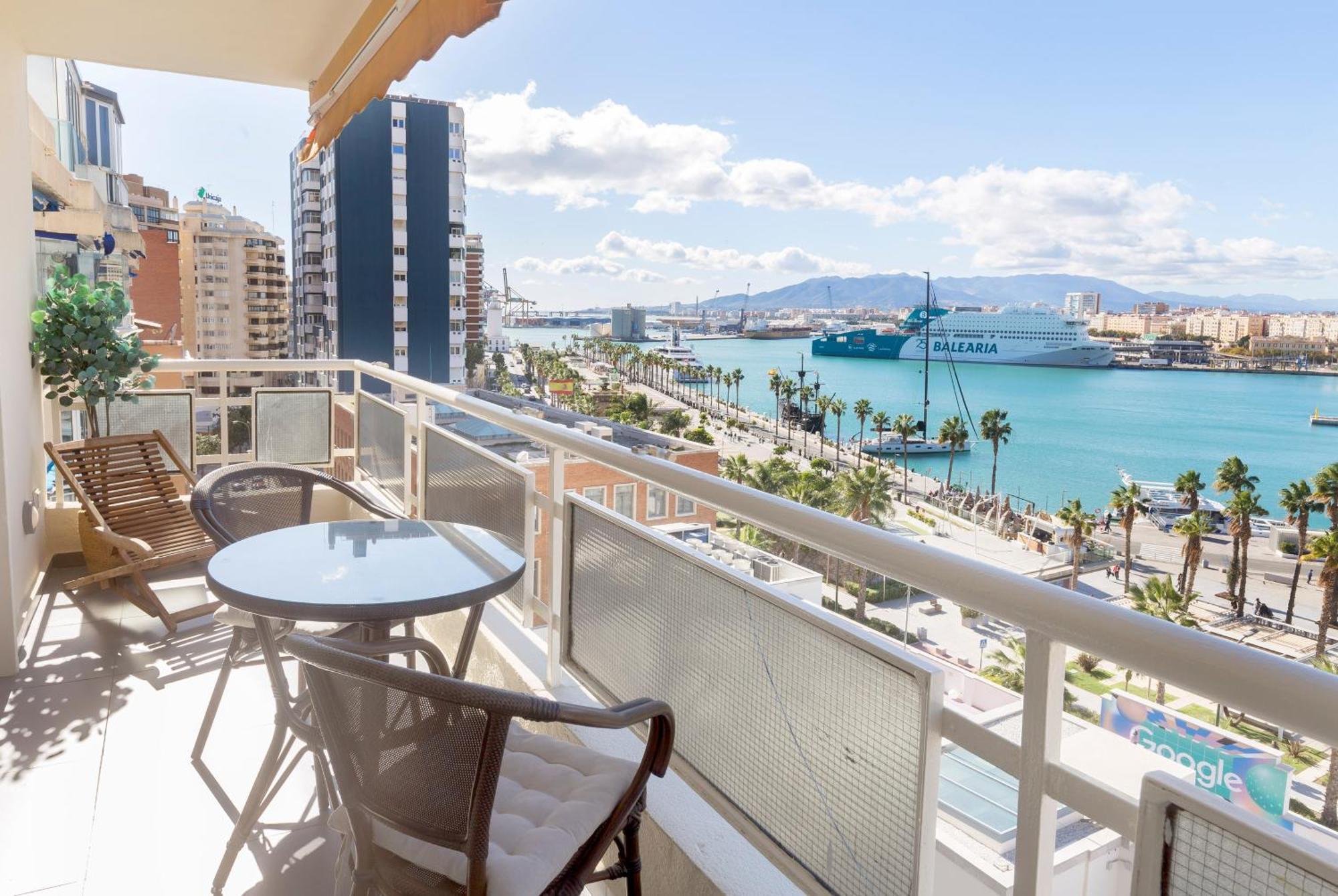 La Marina Suite Málaga Extérieur photo