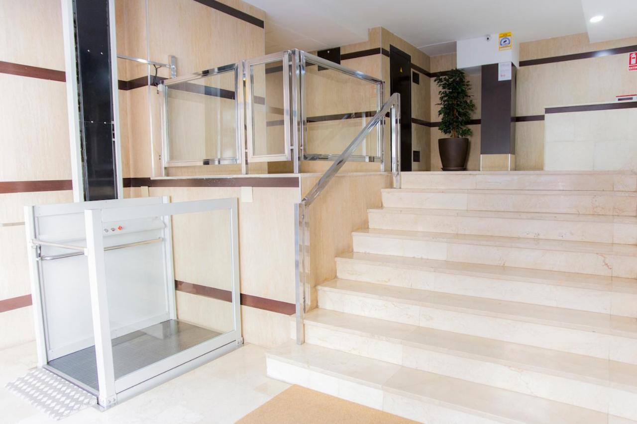 La Marina Suite Málaga Extérieur photo